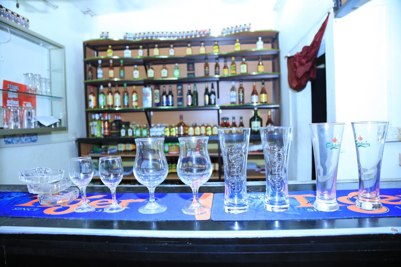 Hotel Nelly Vavuniya Esterno foto